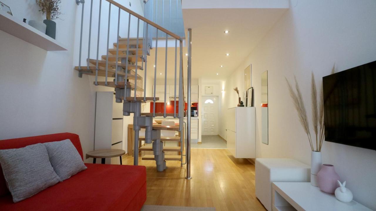 Apartment Ena - Lavica Podstrana Exterior photo